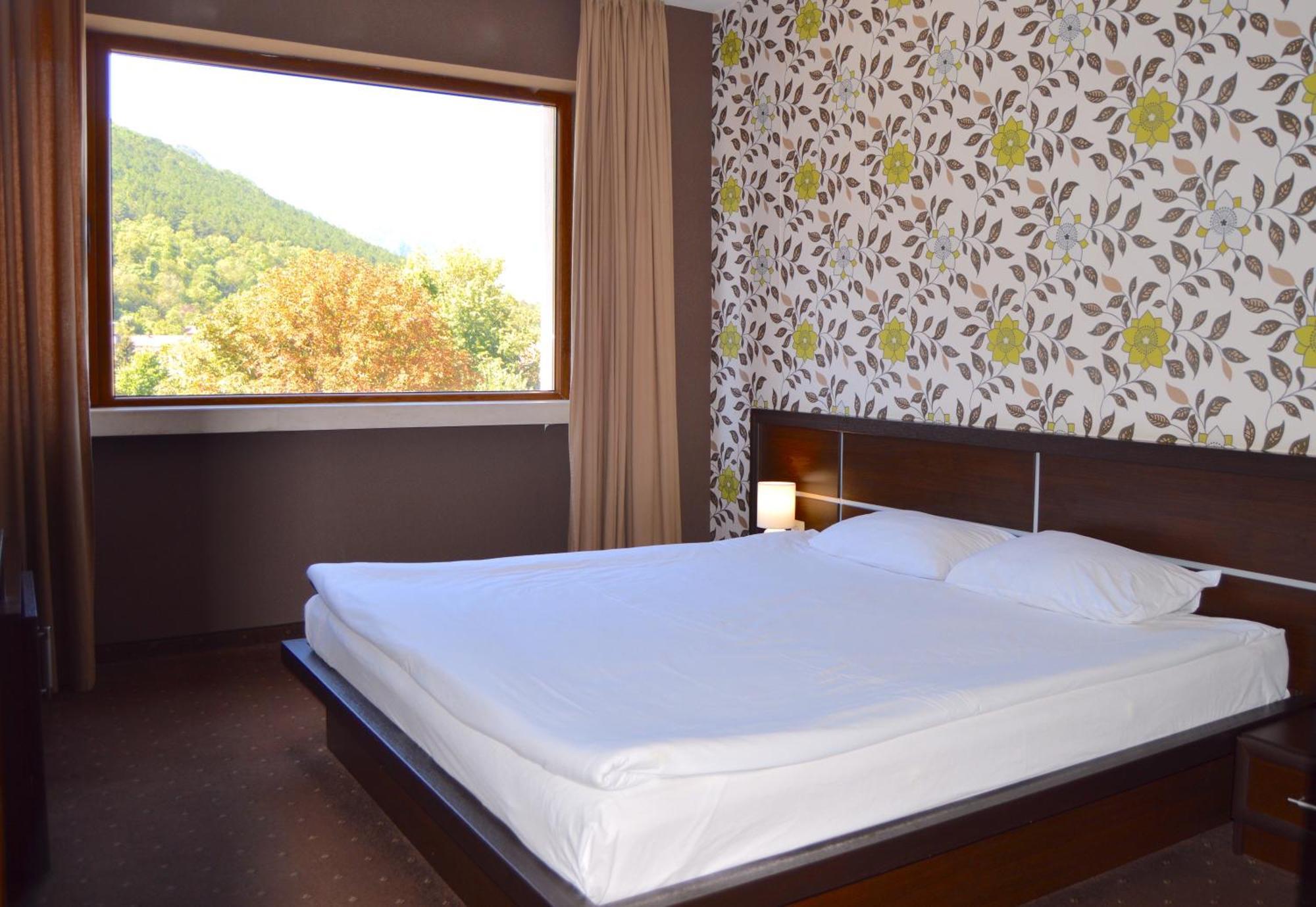Hemus Hotel - Vratza Vratsa Extérieur photo