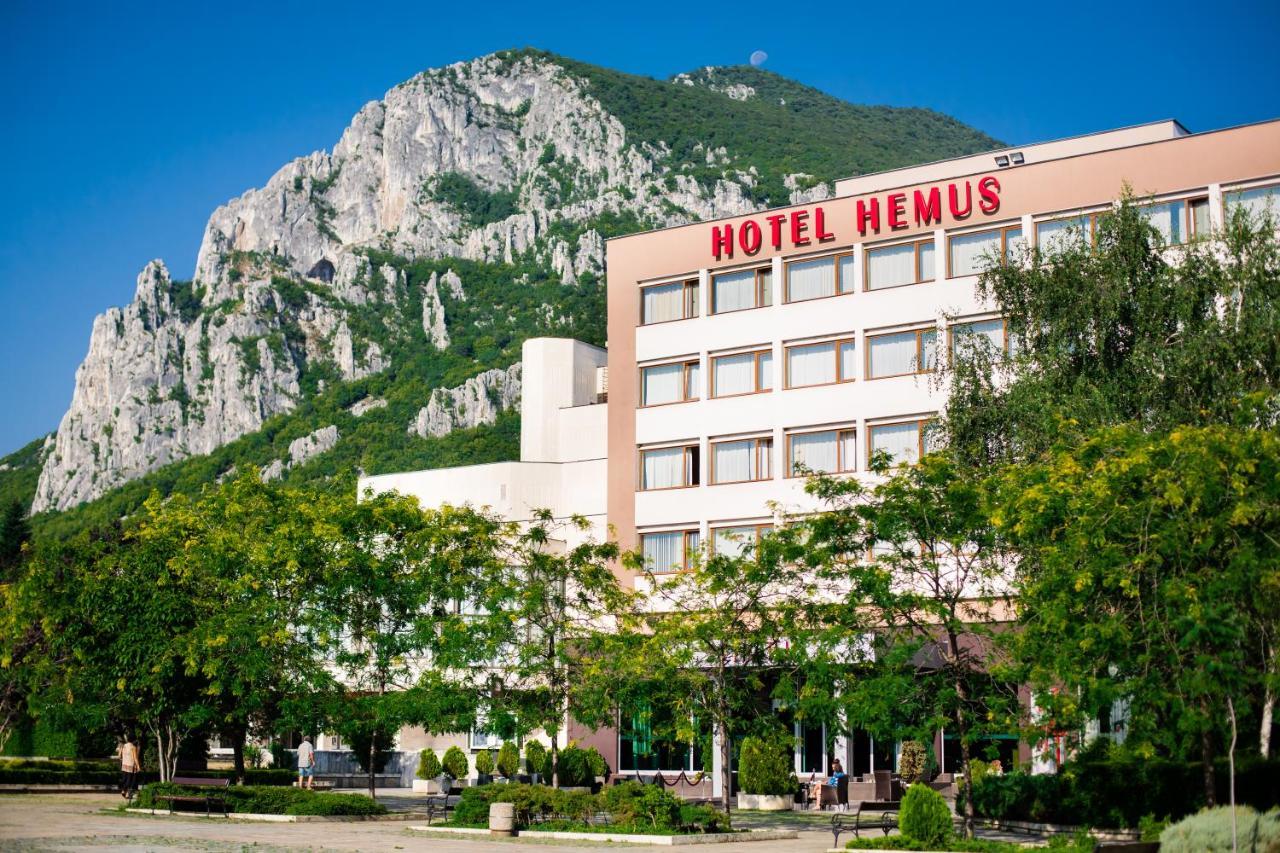 Hemus Hotel - Vratza Vratsa Extérieur photo
